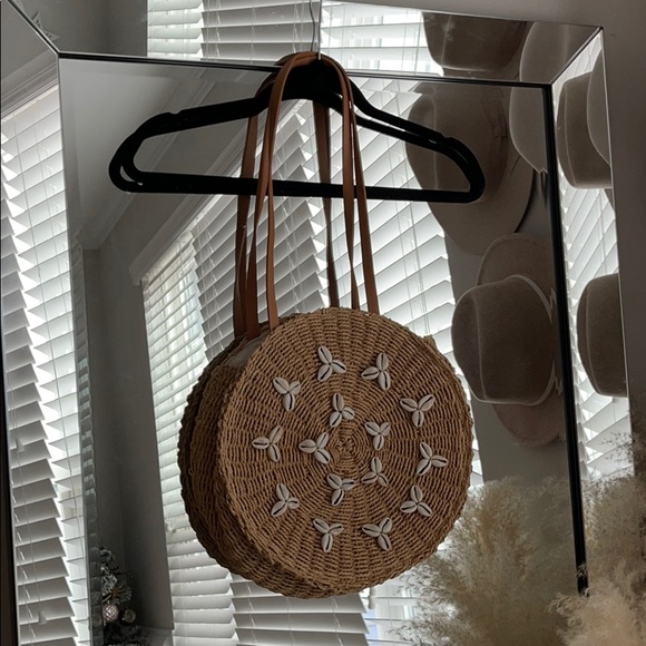 Rattan Round Bag - Picture 1 of 5